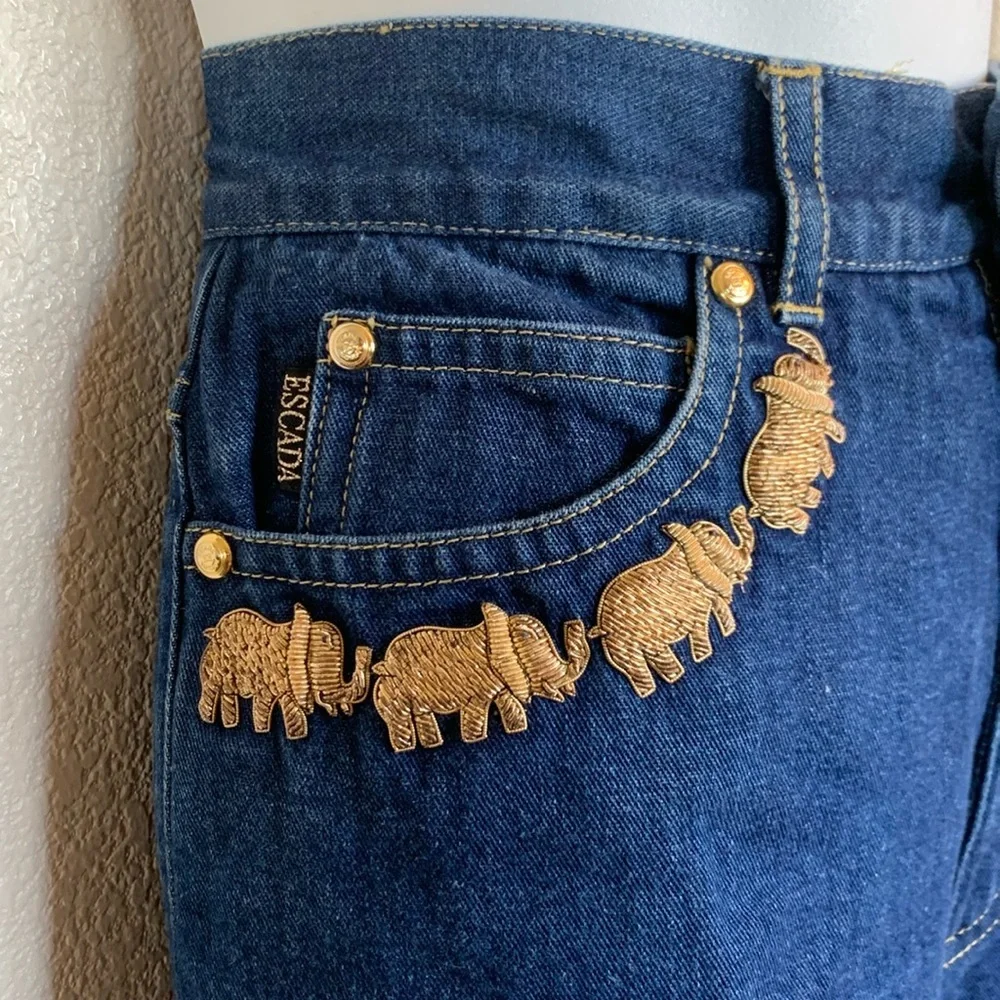 ESCADA jeans, 4 embroidered gold elephants on pockets, blue denim. 40 - Picture 6 of 17